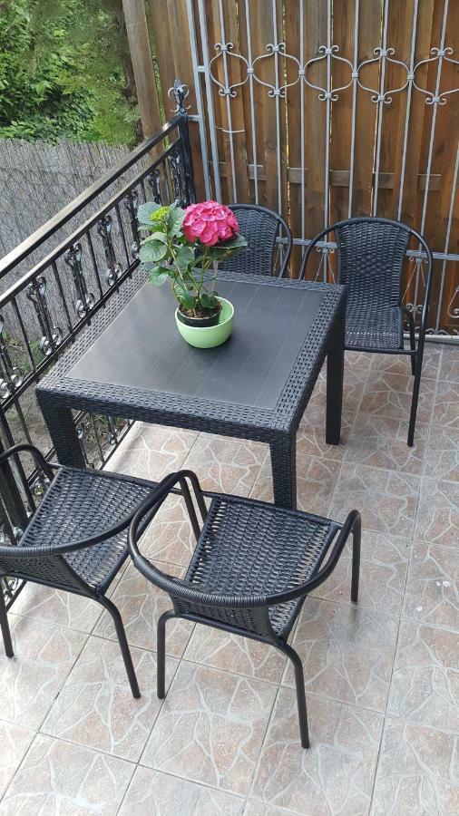 Rose Apartman Balatonlelle Exterior foto